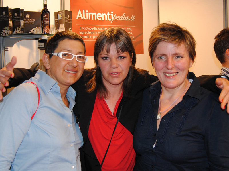 Sandra Ciciriello e Viviana Varese con Federica Spelta