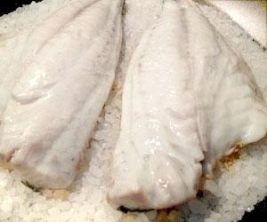 Branzino al sale in padella