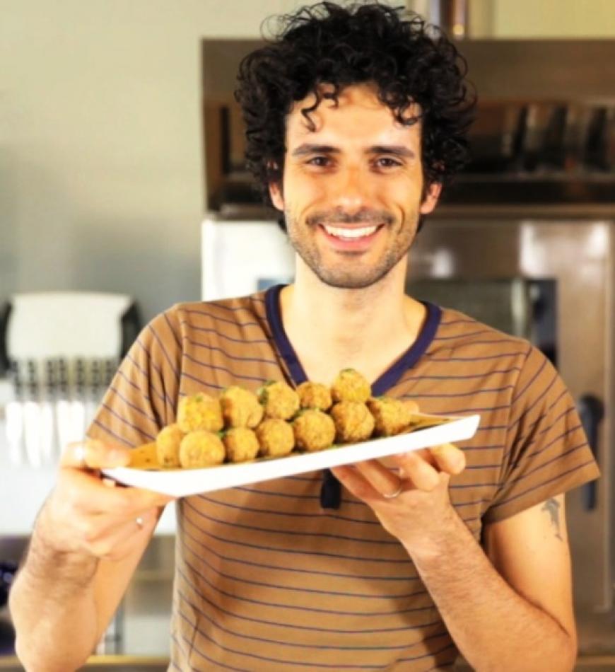 Insalata con crocchette di quinoa