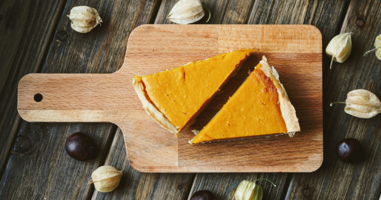torta di zucca, tagliere, semi