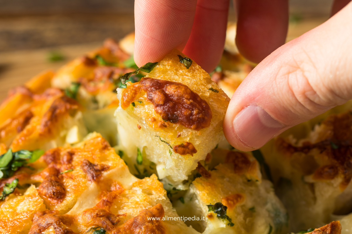 Pull apart bread salato