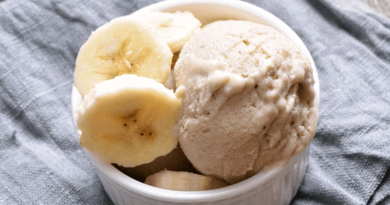 Gelato alla banana con un solo ingrediente