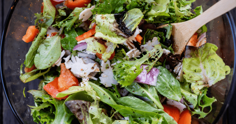 5 insalatone per l’estate (buone, complete e mai noiose)