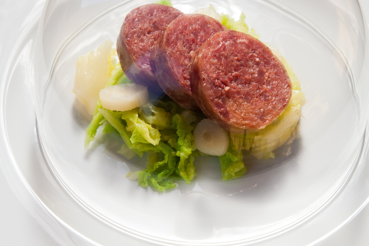 Brovada e muset (cotechino)