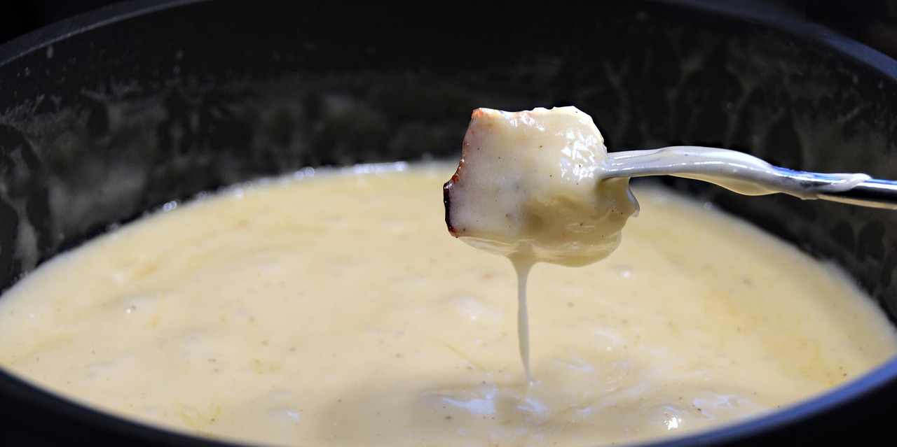 Raclette e fondue: piatti ricchi di sapore per l’inverno