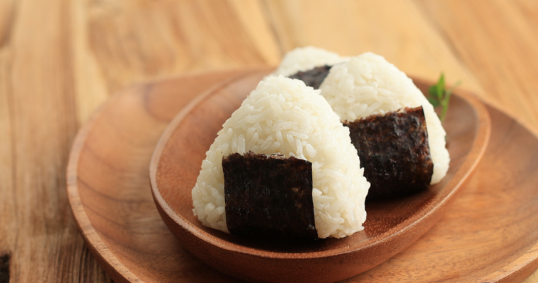 Onigiri giapponesi fatti in casa