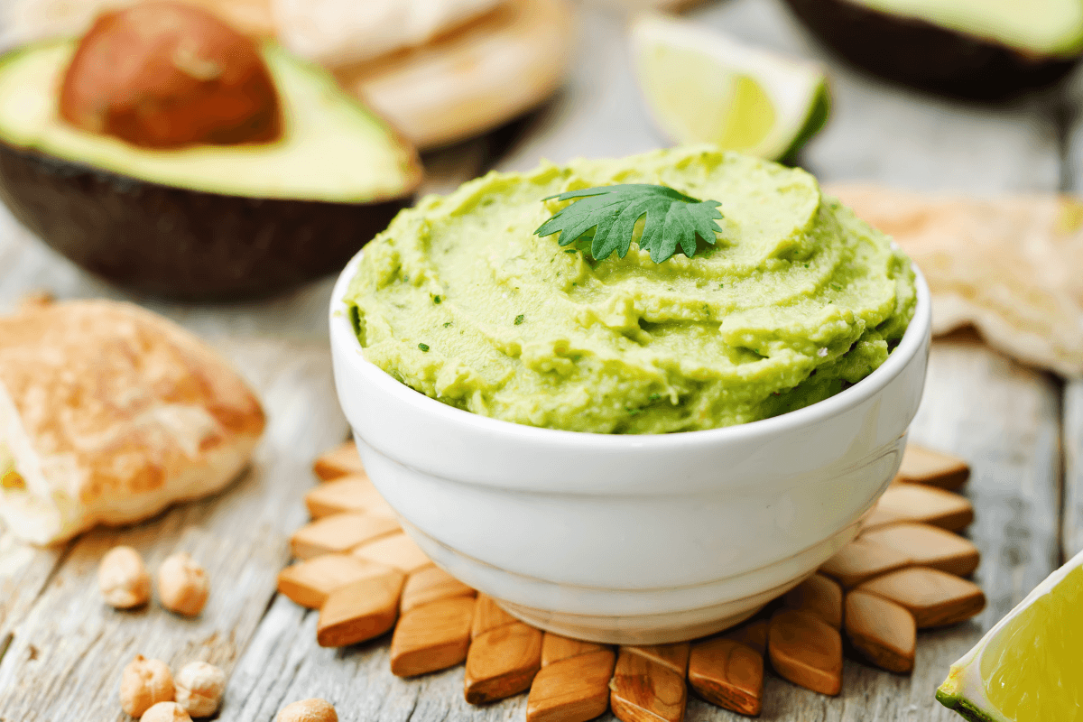 Hummus di cannellini e basilico