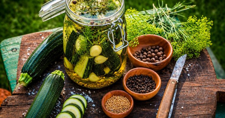 Zucchine sott’olio: la ricetta originale della conserva fatta in casa